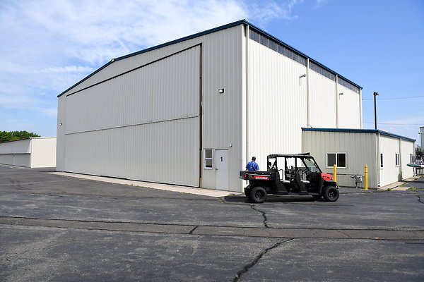 Hanger 1