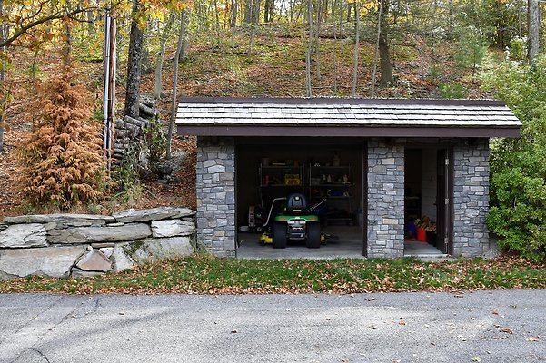 Shed