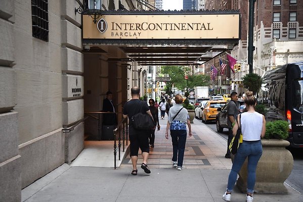 Harold S Vanderbilt PH Intercontinential NY Barcley 111 East 48th St Terrace